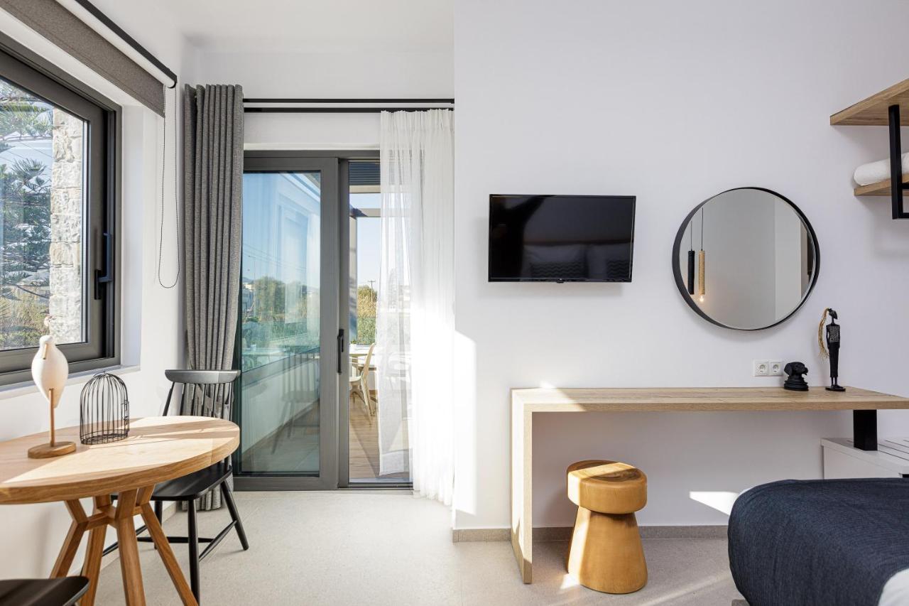 Eleven Boutique Suites Stavromenos  Exteriör bild